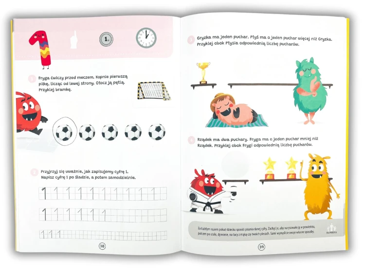 Zbliżenie na kolorowe ilustracje i naklejki w elementarzu Bazgraki poznają matematykę Kapitan Nauka