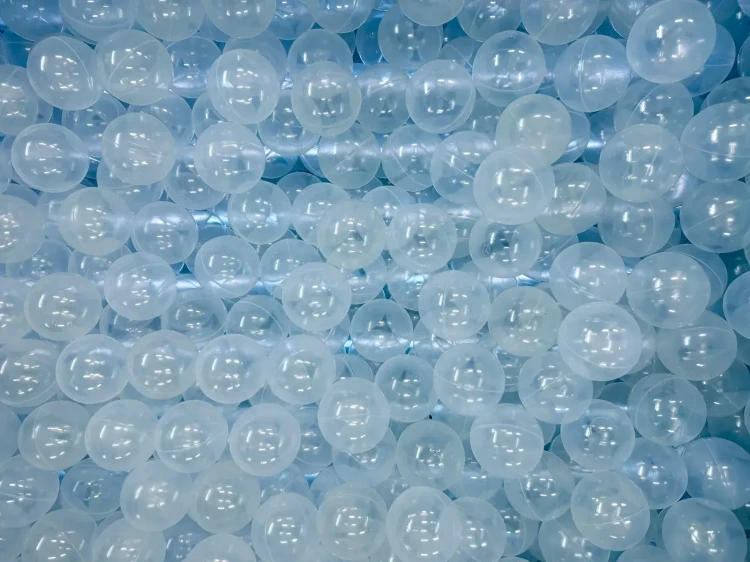 basen-podswietlany-led-narozny-200-x-200-x-60-cm-z-2500-pileczkami-basen-sensoryczny-snoezelen-paktoo-pl-10.webp