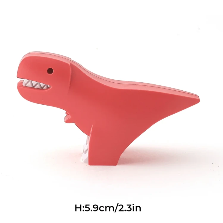 Zabawa figurkami dinozaurów Half Toys na kartonowej dioramie
