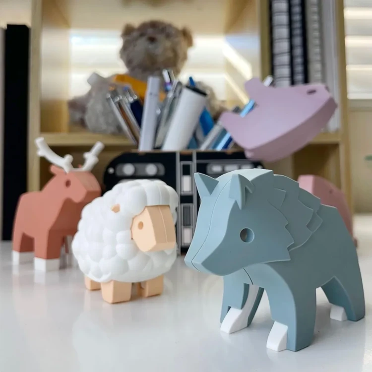 Układanka Half Toys przedstawiająca szkielet leśnego zwierzęcia