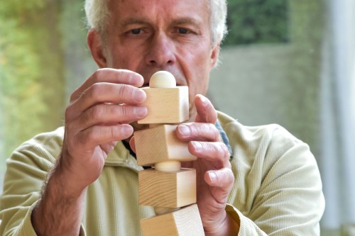 Drewniane bloki Balance Tower Senior Edition o wypukłych i wklęsłych kształtach do terapii manualnej