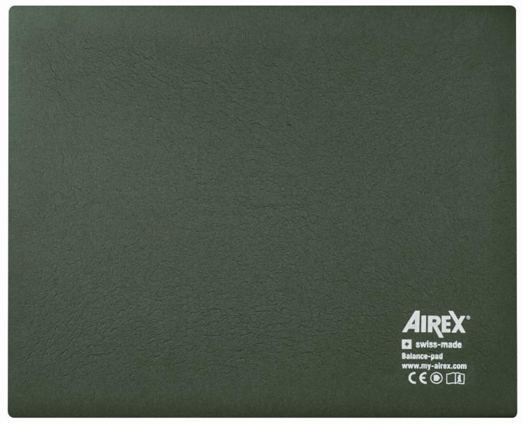 Airex Balance-pad ułożony na podłodze w gabinecie rehabilitacyjnym, pokazujący ogólny kształt i użycie podczas ćwiczeń równowagi