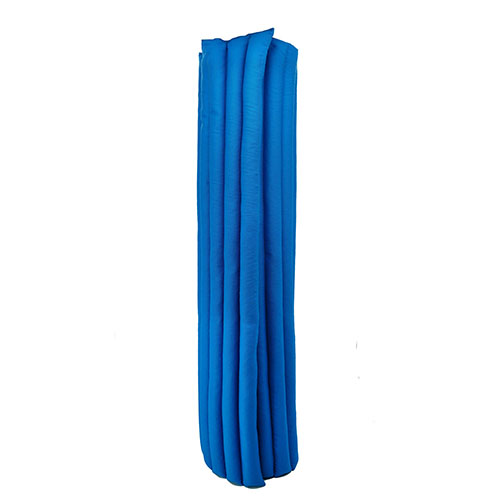 Mata do rolowania simply używana w ćwiczeniach terapeutycznych, ujęcie pokazuje wymiary i przestrzeń użytkową 140 cm × 170 cm
