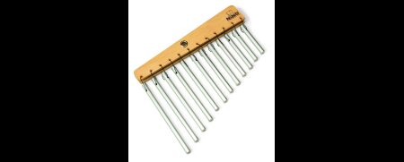 Zbliżenie na anodowane aluminiowe elementy chimesów NINO600, 12 rur o długości 24 cm, srebrny kolor