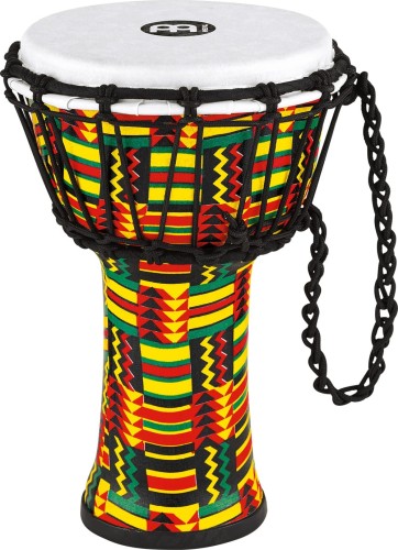 Widok syntetycznego djembe o średnicy 7 cali i wysokości 31 cm, gotowego do gry na świeżym powietrzu