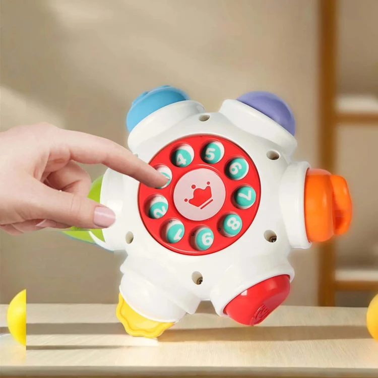 Kolorowa kostka WOOPIE BABY — wielofunkcyjne panele rozwijające zdolności manualne dziecka