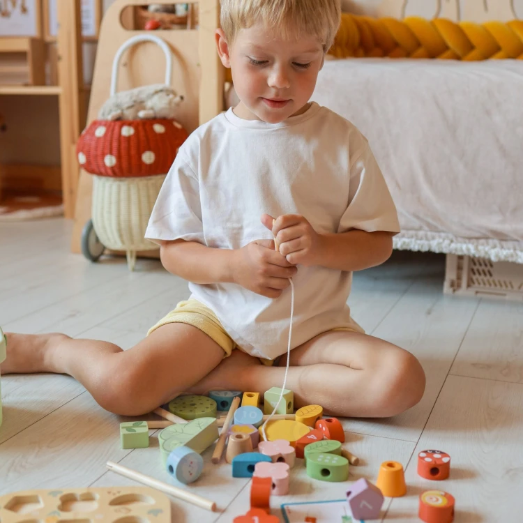 Zestaw edukacyjny Magiczny Ogród TOOKY TOY — duże elementy do zabawy i nauki w domu i w przedszkolu