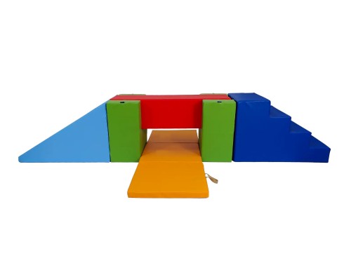 Zbliżenie na element 60 × 30 × 60 cm z zestawu piankowego Most; wyraźna faktura powłoki PCV łatwej w czyszczeniu