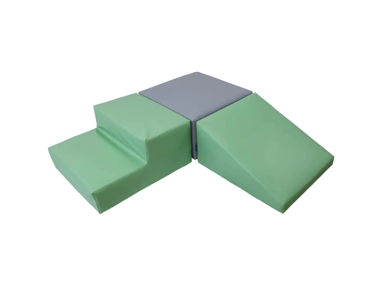 Widok całego Zestawu Malucha 6 ułożonego w kwadrat 95×95×24 cm, pokazujący kształty i kolorystykę elementów oraz łączenia