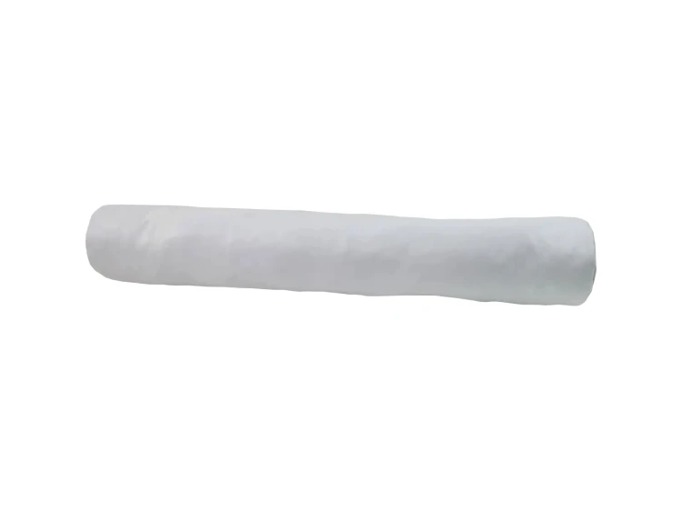 Biały wałek 20×120 cm przedstawiony z bliska, pokazujący strukturę powłoki PCV i przeznaczenie do kącików relaksacyjnych oraz dezynfekcji