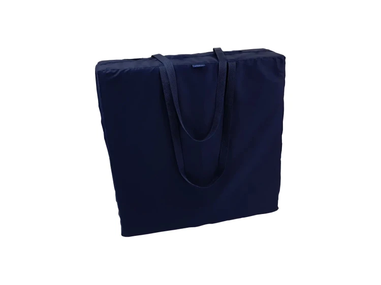 Detal pokrowca na materac 200x100x10cm pokazujący ergonomiczny pas na ramię i sposób zamykania zamkiem