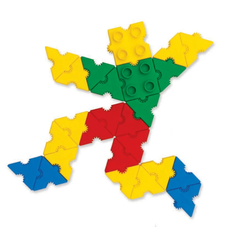 Przykład projektu edukacyjnego z użyciem klocków Morphun Starter Mega 1200 el., uczniowie tworzą konstrukcje wspólnie podczas zajęć.