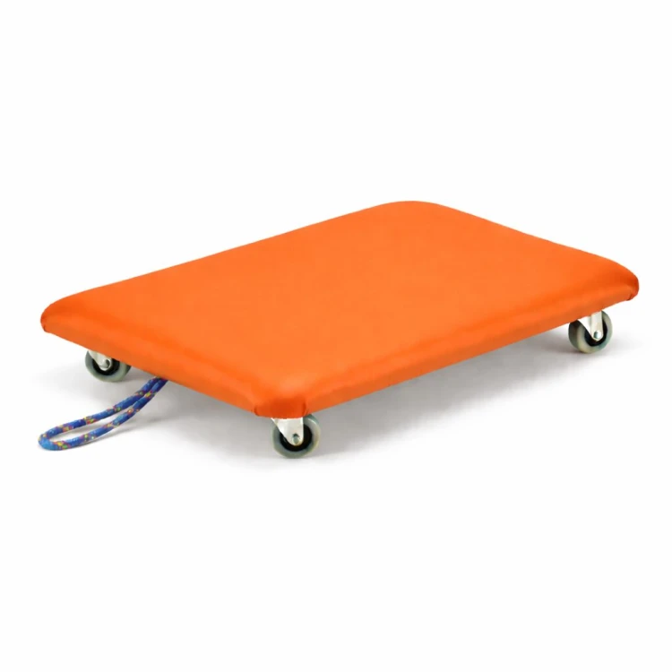 Zbliżenie stożkowego mocowania kółek łożyskowanych w deskorolce terapeutycznej SI 40 × 60 cm