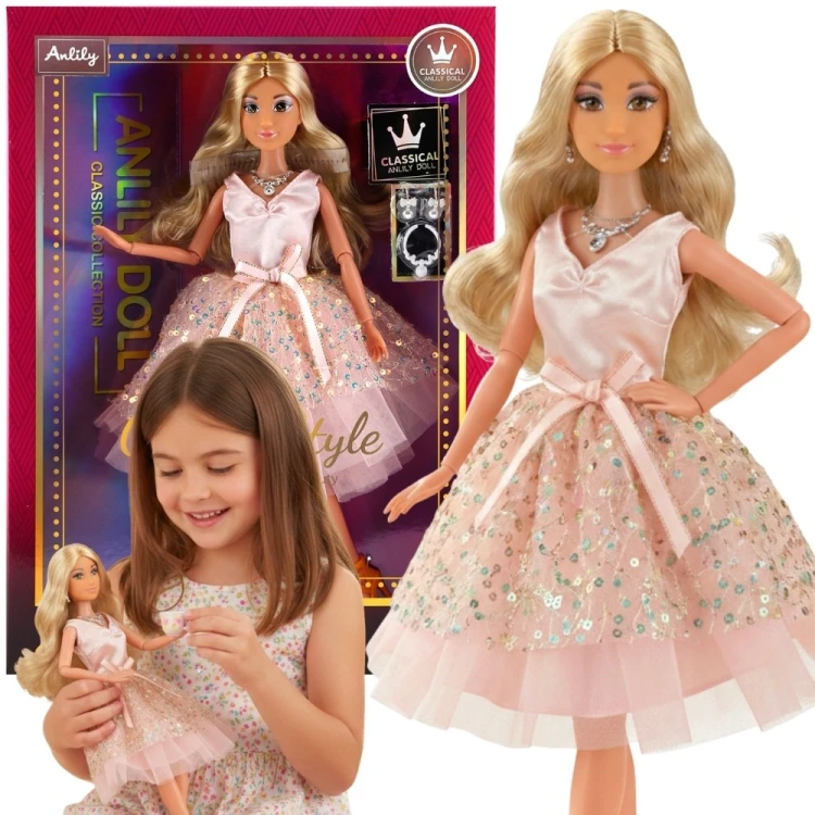 WOOPIE ROYAL Lalka Lily 30 cm w różowej sukience, długie blond włosy i delikatna biżuteria na ujęciu z przodu