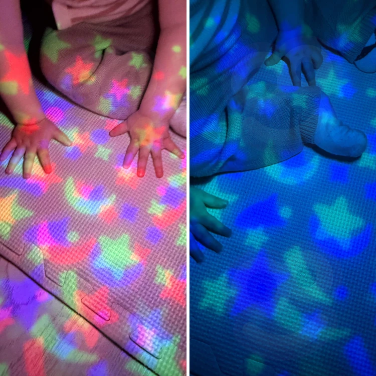 Miś Polarny WOOPIE BABY ułożony w łóżeczku, gotowy jako towarzysz wieczornego uspokajania i zasypiania