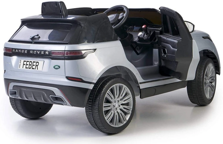 Tył pojazdu Range Rover Velar 6V FEBER — tylne światła, zderzak i linia nadwozia uchwycone z perspektywy