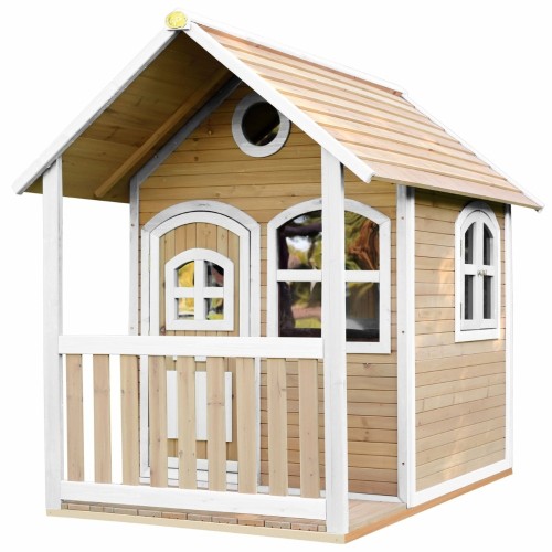 AXI Drewniany domek z oknami Alex Playhouse 178 cm – front z otwartymi drzwiami i tarasem