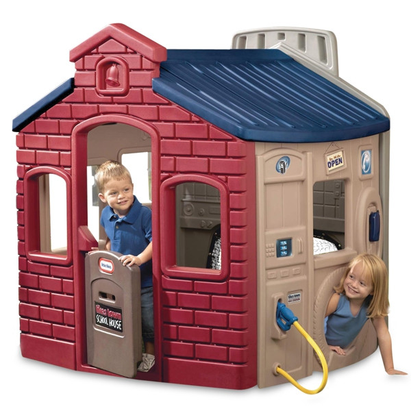 Domek ogrodowy LITTLE TIKES w stylu miejskim - front z drzwiami, dwoma okienkami i daszkiem nad wejściem