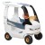 Zbliżenie na koła jeździka Cozy Coupe — solidne, obrotowe kółka i stabilna podstawa do zabawy