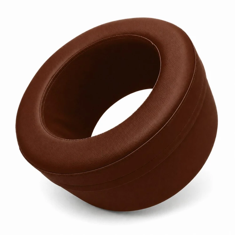 Mini beczka 30 cm ustawiona jako przeszkoda do skoków w prostym torze sensorycznym