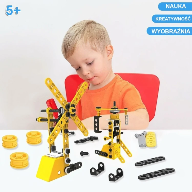 Widok rozłożonych elementów WOOPIE 8w1 — różne typy klocków i akcesoria do konstrukcji pojazdów ułożone obok siebie