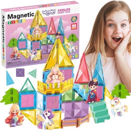 Klocki magnetyczne 3D WOOPIE — bajkowy zamek z 55 elementów, szeroki widok z przodu