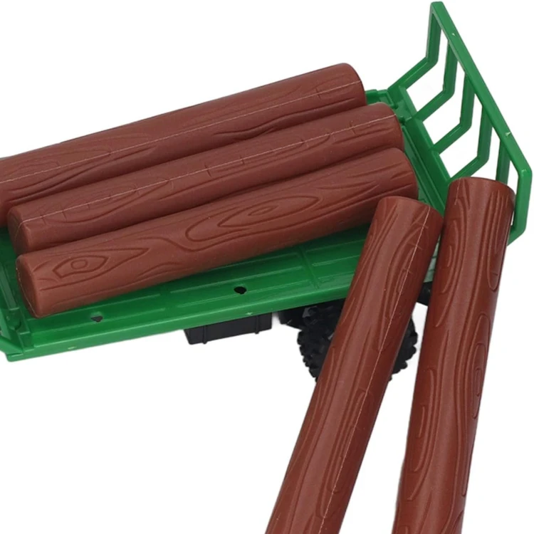 Dynamiczne ujęcie traktora WOOPIE 1:24 w ruchu — uchwycone obroty kół i przyczepa w trakcie jazdy