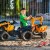 Traktor FALK Case IH pokazany w akcji — ruchoma łyżka i przyczepka podczas zabawy w domu