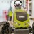 Widok 3/4 traktor Claas Falk — pokaz proporcji kabiny, osi oraz miejsca dla dziecka na pojeździe
