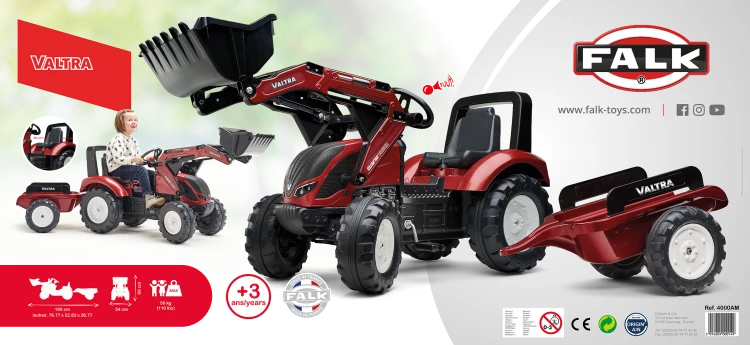 Detal oznaczeń Valtra S4 na obudowie traktora FALK — logo modelu i elementy wykończenia