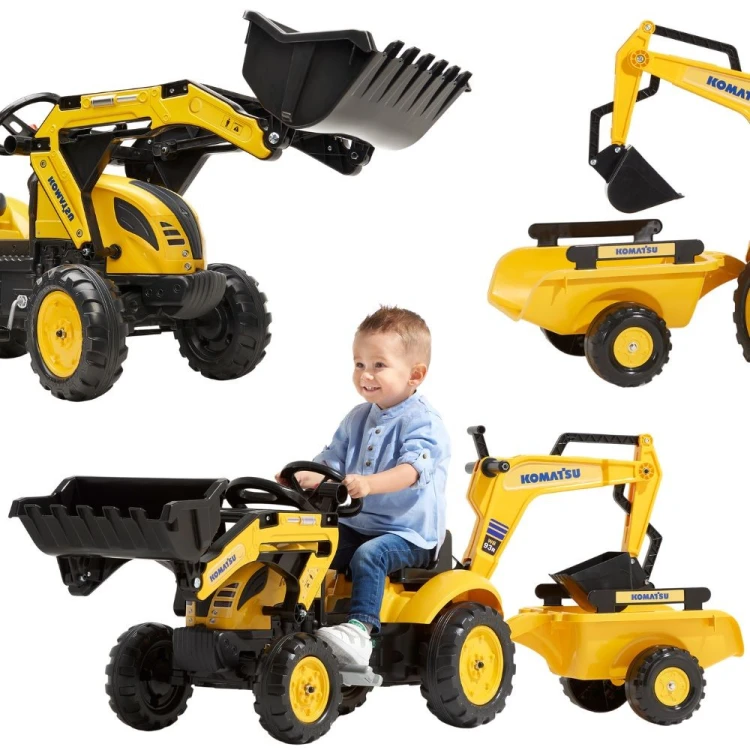 FALK traktor na pedały Komatsu z łyżką i przyczepą — ujęcie 3/4 prezentujące cały pojazd i detale