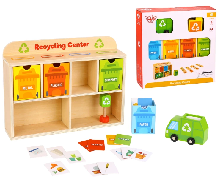 Ujęcie tylnej części sortera TOOKY TOY — dostęp do schowków i przegród na elementy do segregacji