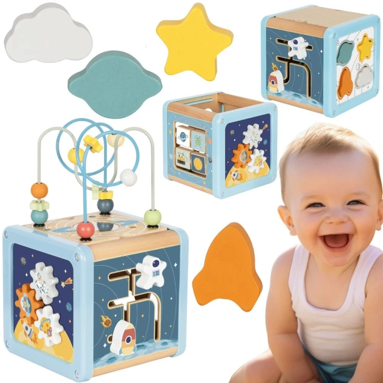 Drewniana Kostka Aktywności Kosmos TOOKY TOY — frontalny widok z kolorowymi elementami