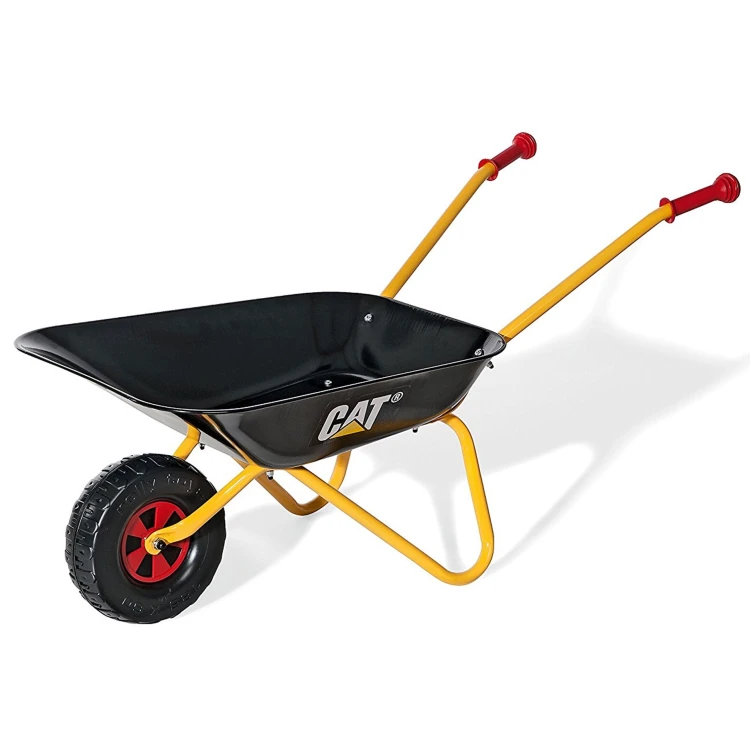 Rolly Toys rollyMetallschubkarre CAT — metalowa taczka dla dzieci, ujęcie 3/4 ukazujące rączkę, skrzynię i przednie koło