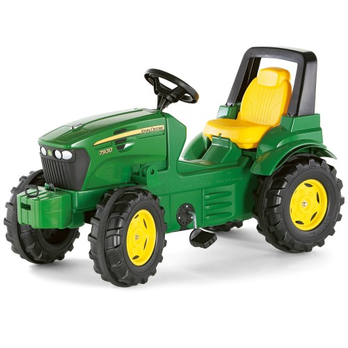 Rolly Toys traktor na pedały John Deere FarmTrac — widok trzy czwarte z przodu, zielony lakier i imitacja maski