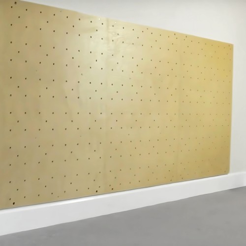 Zbliżenie Panel Monatażowy 80 x 80 — detale mocowań, śrub i elementów interaktywnych tablicy MASTERKIDZ 55