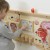 Detal sensoryczny Tablicy Zmysł Węchu MASTERKIDZ — pola zapachowe i opisowe naklejki dla dzieci