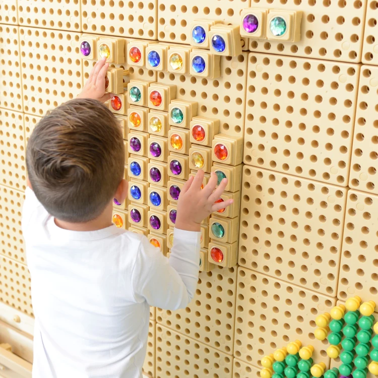 Rozrzucone diamenciki MASTERKIDZ — zestaw 72 sztuk na tablicy STEM, różne barwy i połysk detali