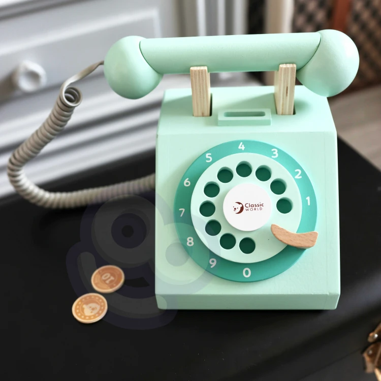 Komplet 4 elementów rozłożony obok siebie - drewniany telefon CLASSIC WORLD pokazany na jasnym tle, czytelny układ części