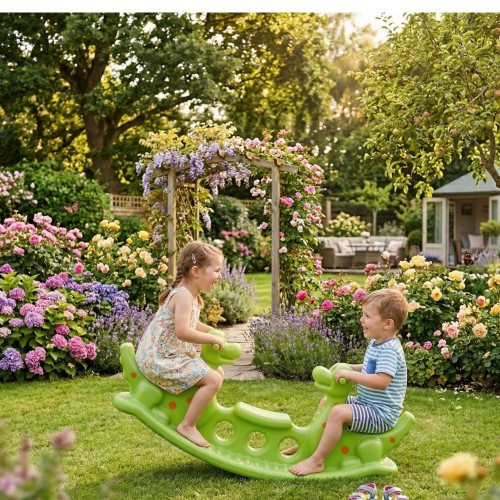 Widok z boku na ergonomiczny bujak Dino z wygodnymi uchwytami i bezpiecznymi zaokrąglonymi krawędziami