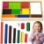 VIGA drewniane patyczki edukacyjne Cuisenaire'a ułożone w kolorowy wachlarz na jasnym tle