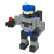 Komponenty zestawu Bricks Robot rozłożone na stole wraz z instrukcją pokazującą kolejne kroki budowy