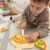 Wnętrze Piec do Pizzy TOOKY TOY 51 — widoczna przestrzeń wewnętrzna i drewniane elementy