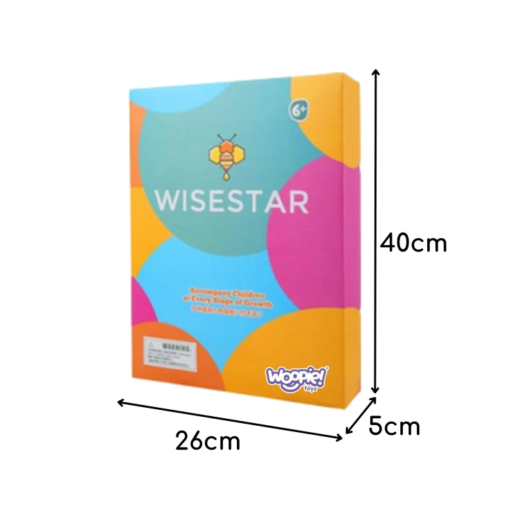 Detal logo WOOPIE i fragment napisu 2w1 na krawędzi maty wodnej z motywem zwierząt