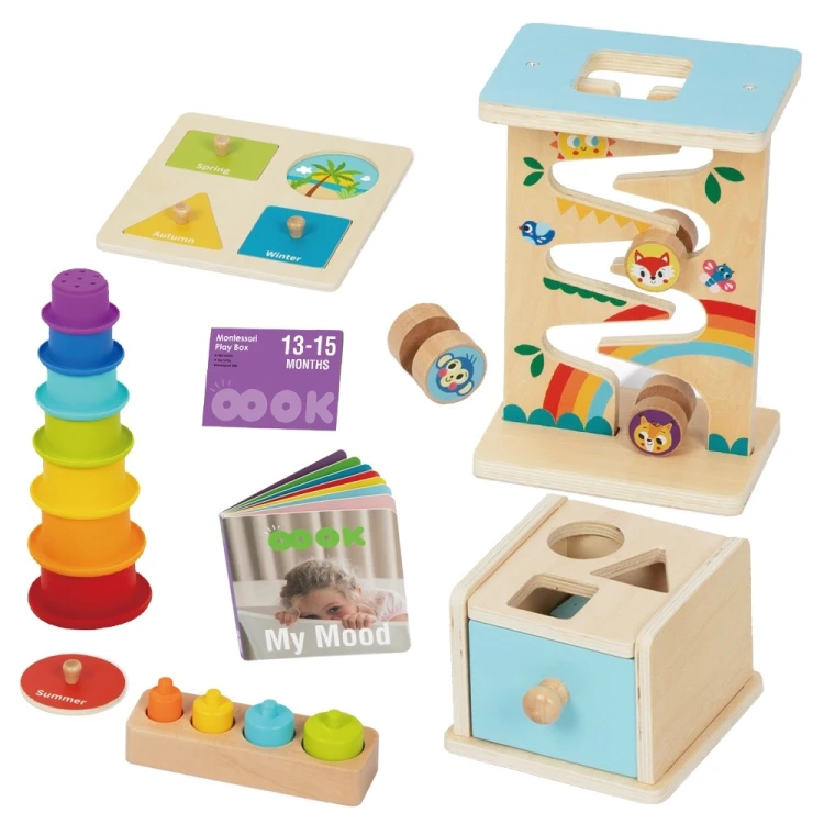 Układ elementów według kolorów i kształtów w zestawie WOOPIE — edukacyjne, sensoryczne segmenty Box 6w1