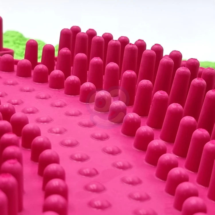 Detal połączenia brzegów puzzli WOOPIE — pokaz łączenia elementów i precyzji wycięć w puzzlach