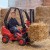 Widok boczny wózka widłowego BIG Linde Forklift - profil z pedałami i siedziskiem, detal osi