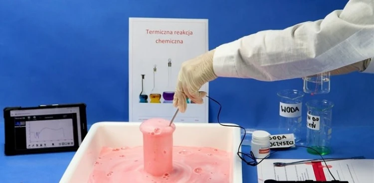 Czujniki środowiskowe JANGAR do pracy z pomiarami w szkolnej pracowni
