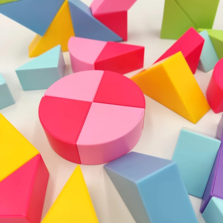 pol_pl_Klocki-Magnetyczny-Tangram-Magic-Big-Tangram-100el-537_9.jpg