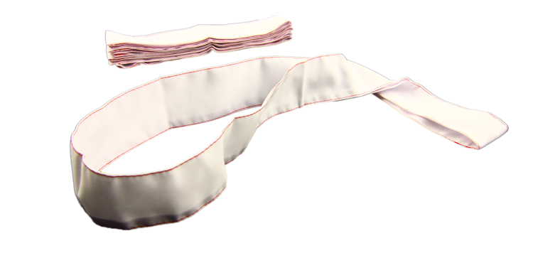 Szarfa gimnastyczna 114 cm x 5,5 cm Akson — cała długość, pokaz materiału i żywych barw na białym tle